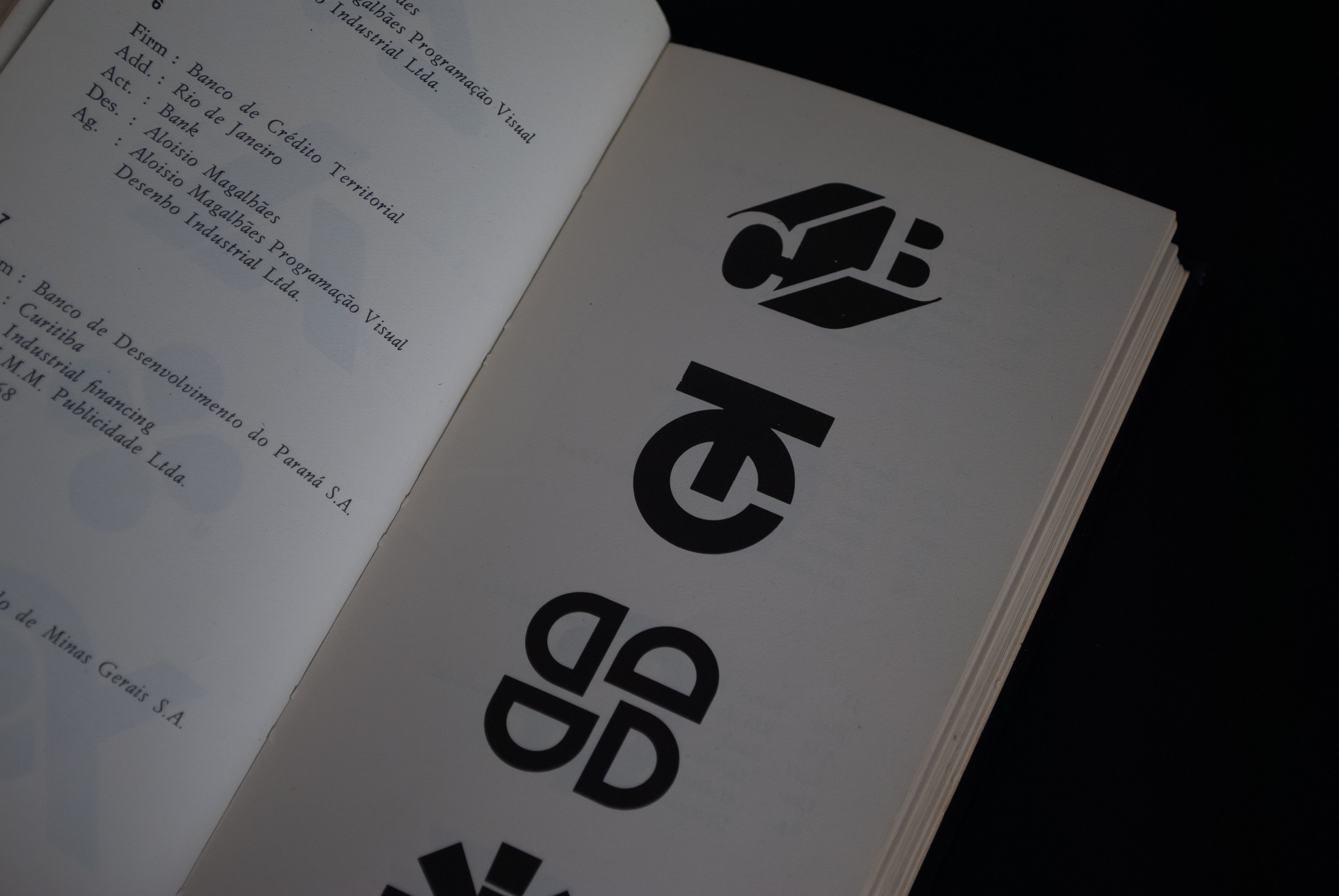 Top Symbols & Trademarks of the World 3 – Logo Books