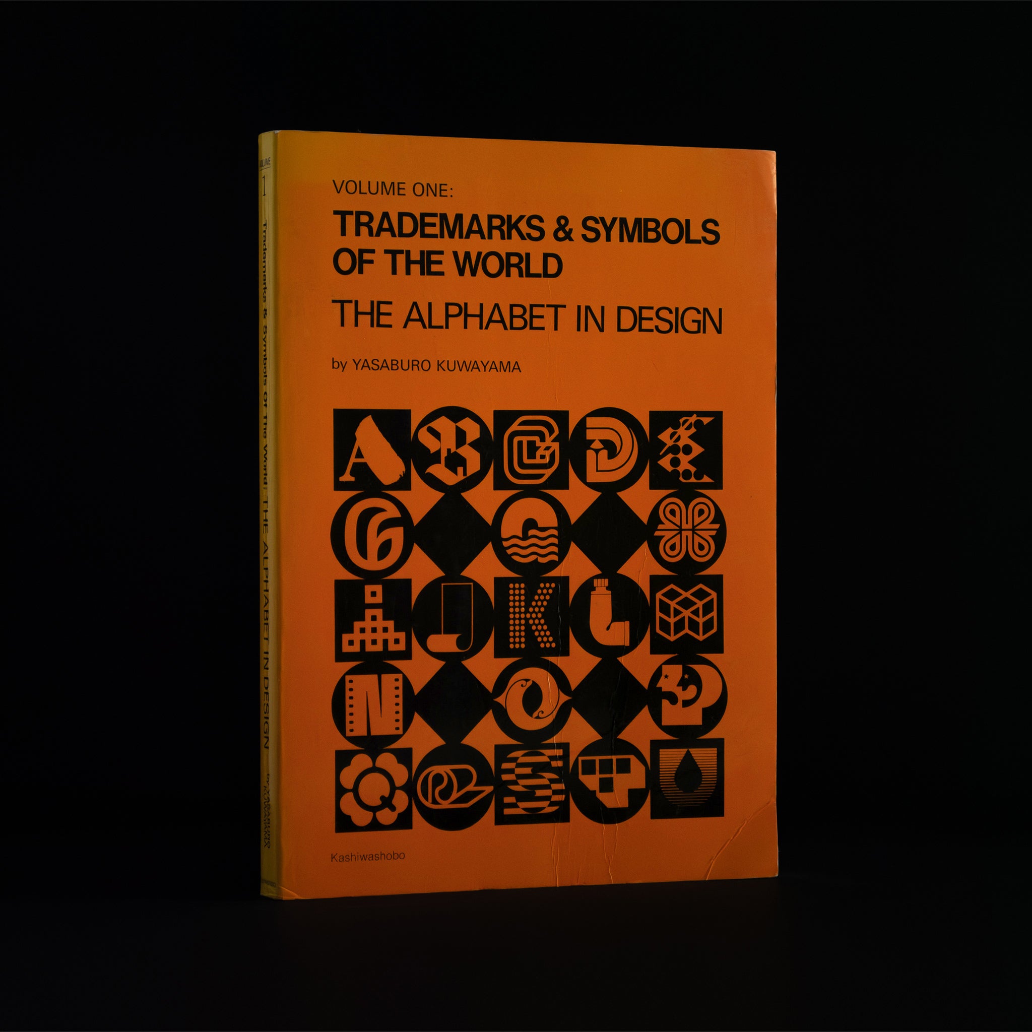 Trademarks & Symbols of the World: Volume 1: The Alphabet in Design