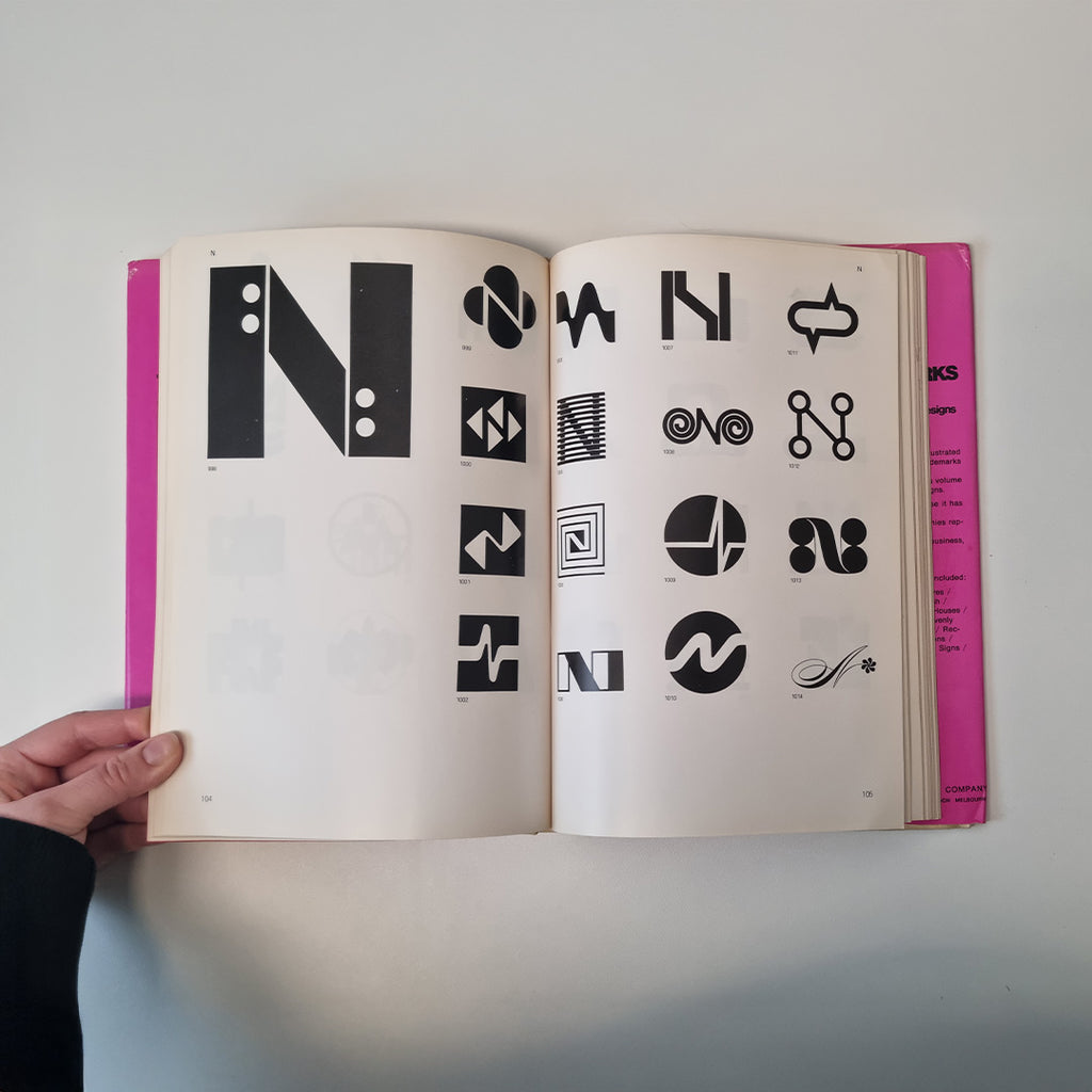 Trade Marks & Symbols. Volume 1: Alphabetical Designs